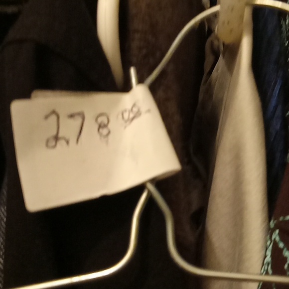 VINTAGE DOUBLE D RANCH WOMANS WESTERN BUTTON DOWN.BLOUSE. - Picture 7 of 8